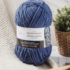 MAINSTAYS cozy warm Blue chenille yarn, Polyester 100% 300g